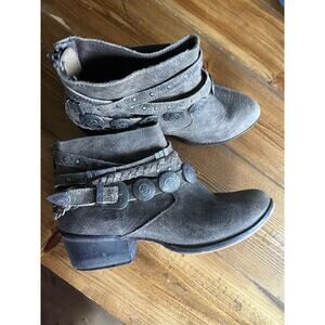 Naughty Monkey Metallic Boots Buckle Ankle Booties Woman's Size 7.5 Back Zipper